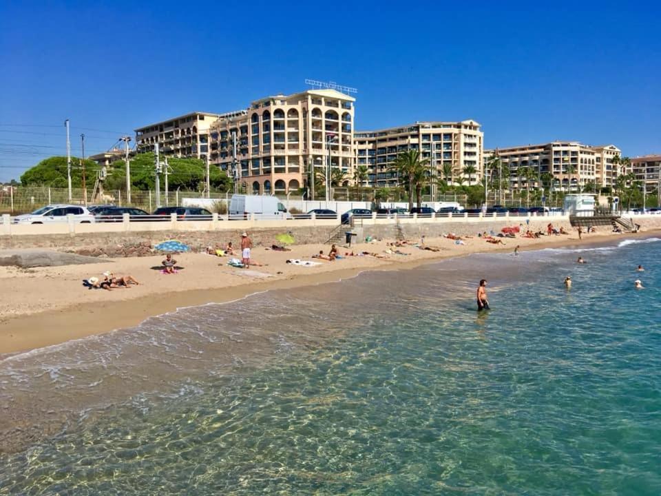 Joli 2 Pieces Aux Pieds Des Plages Cannes Eksteriør bilde