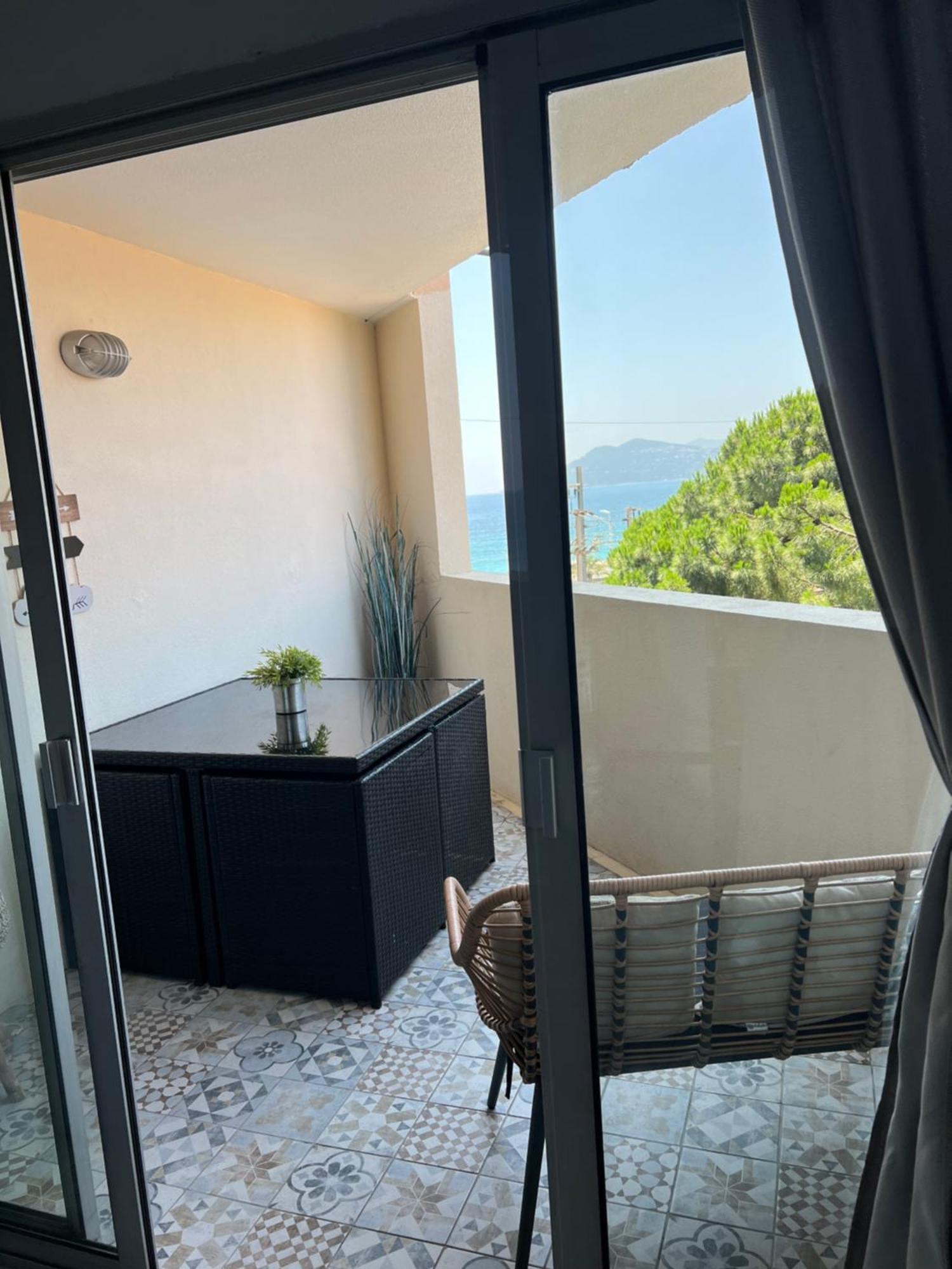 Joli 2 Pieces Aux Pieds Des Plages Cannes Eksteriør bilde